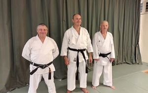 DEUX CEINTURES NOIRES EN PLUS AU CLUB